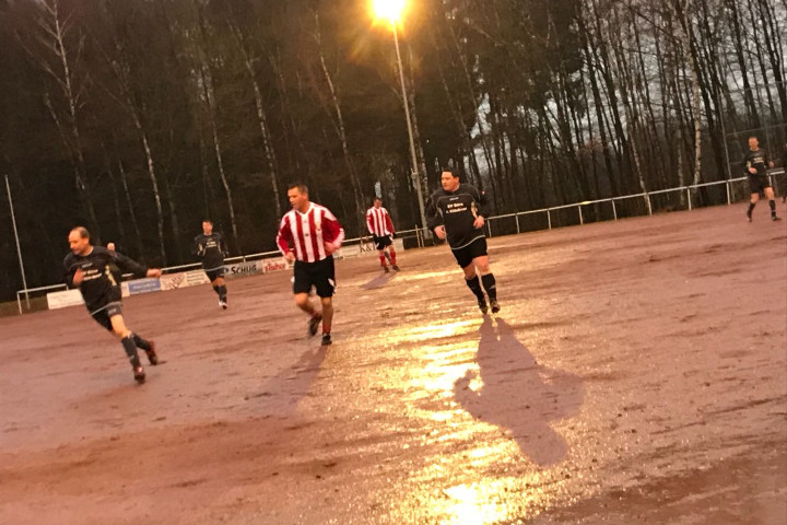 Alte Herren gewinnt in Flammersfeld