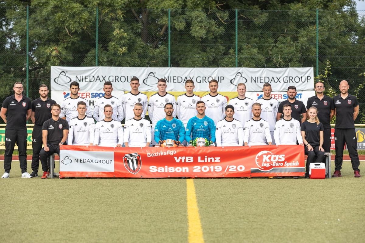Mannschaftsfoto der 1. Mannschaft des VfB Linz in der Saison 2019/2020