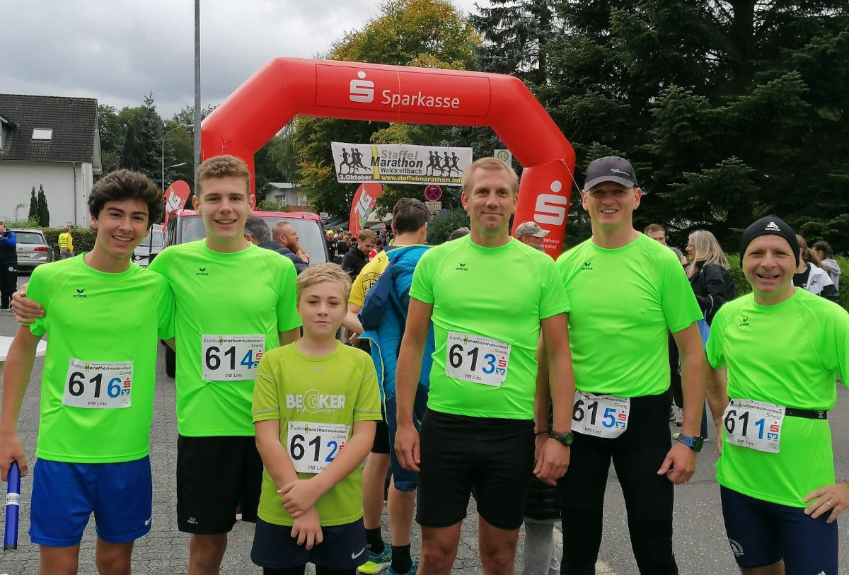 Leichtathletik-Staffelteam Die Leichtathletikstaffel beim Waldbreitbach Marathon