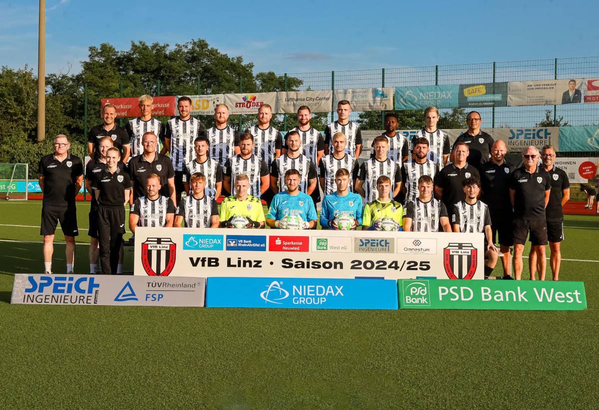 Mannschaftsfoto der 1. Mannschaft des VfB Linz in der Saison 2024/25